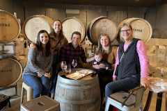 2.-Wine-tasting-with-family