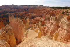 24.-Bryce-Canyon-National-Park-Queens-Garden-Trail-Hike