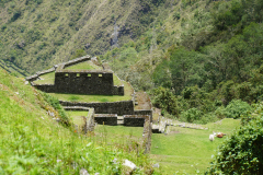 22.-Incan-ruins-along-the-trail