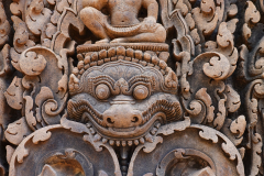 31.-Carving-at-Banteay-Srei