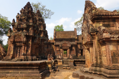 32.-Banteay-Srei-the-citadel-of-women