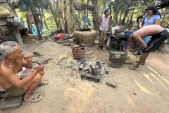 39.-Unique-experience-visiting-families-in-Cambodia